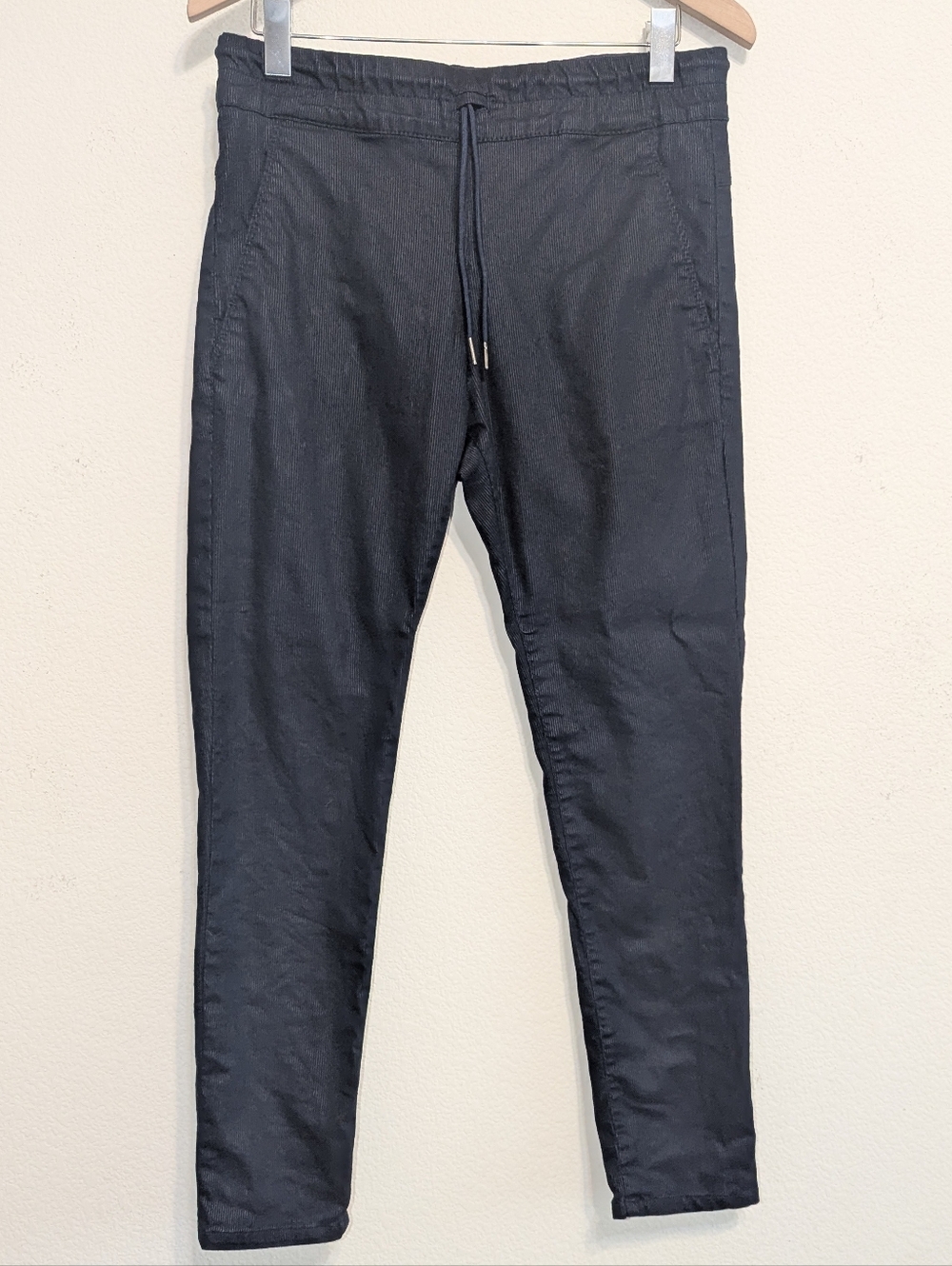 Bevy Flog Shely Navy blue Plants Women's Size 30 Pull on Casual